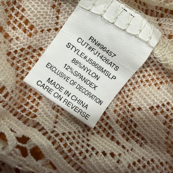 Eyeshadow NEW Womens XL Cream Floral Lace Tank Top Crochet Bib Layer Cottage - Picture 7 of 9